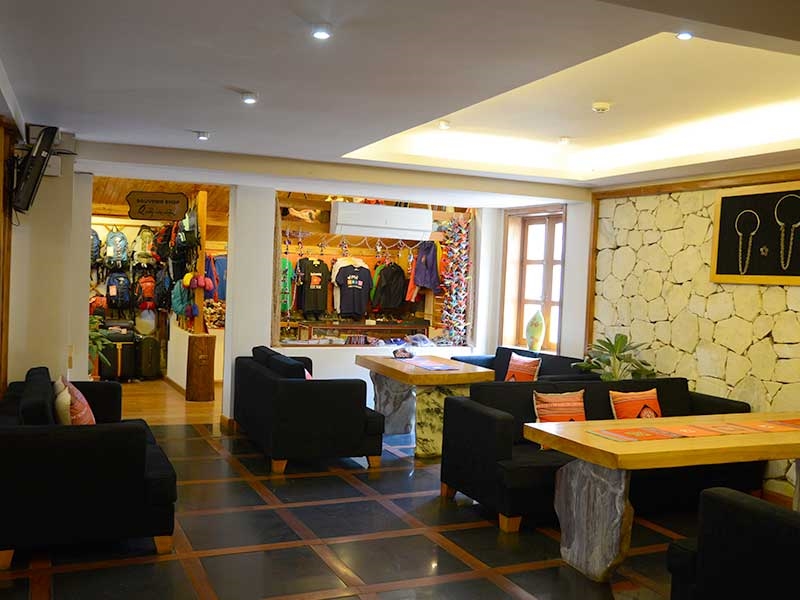 Sunny Mountain Hotel	